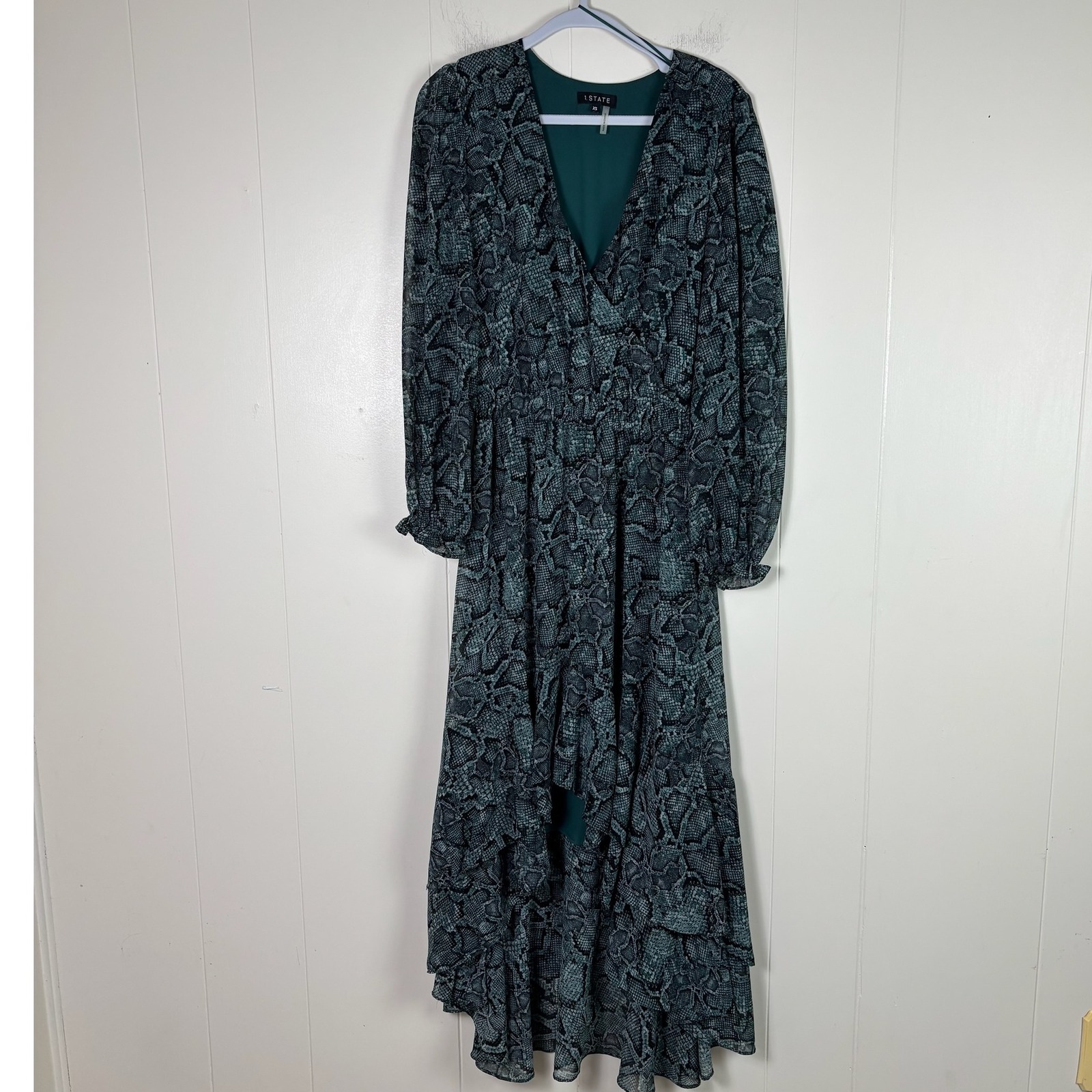 1.State Snakeskin Print Maxi Dress Long Sleeve Ruffle Hem Xs